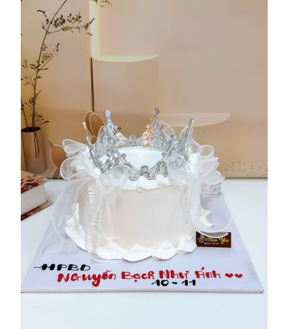 Bánh Kem Kim Tuyến tone trắng