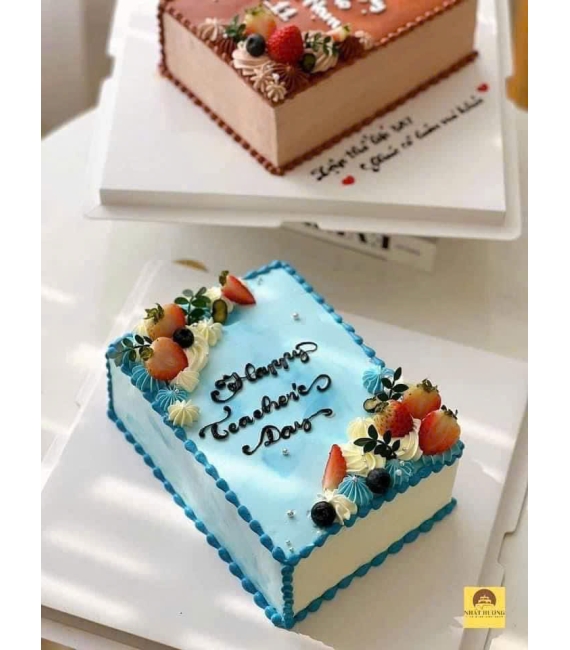 Mẫu bánh kem hình vuông tạo hình quyển sách tri ân thầy cô