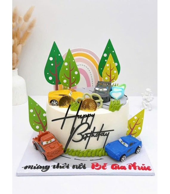 Mẫu bánh kem dành cho bé trai yêu thích ô tô hot tại Kim Yến