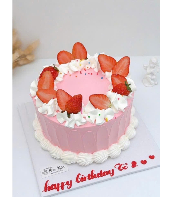 Bánh sinh nhật trái cây dành cho nữ tone hồng