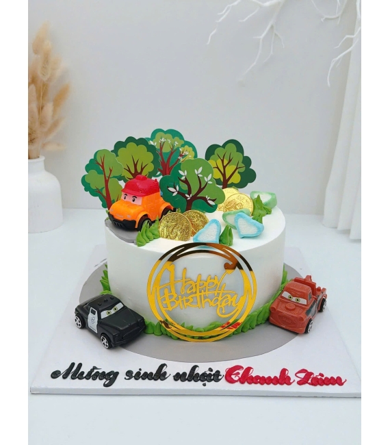 Mẫu bánh kem dành cho bé trai yêu thích xe ô tô mẫu đẹp