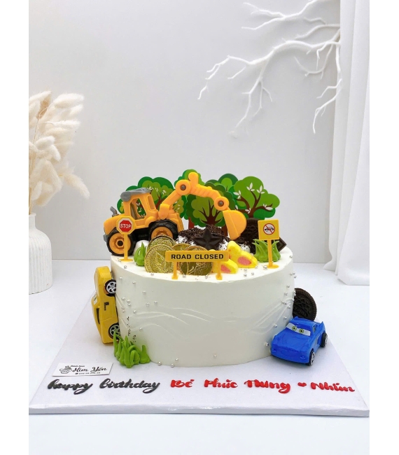 Mẫu bánh kem dành cho bé trai 8 tuổi đẹp