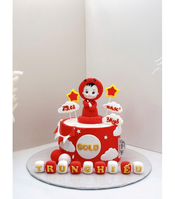 Bánh kem thôi nôi bé trai tone đỏ 