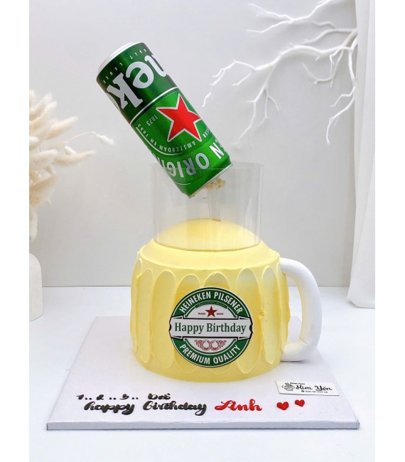 Mẫu bánh kem tạo hình ly heniken  hot 2026