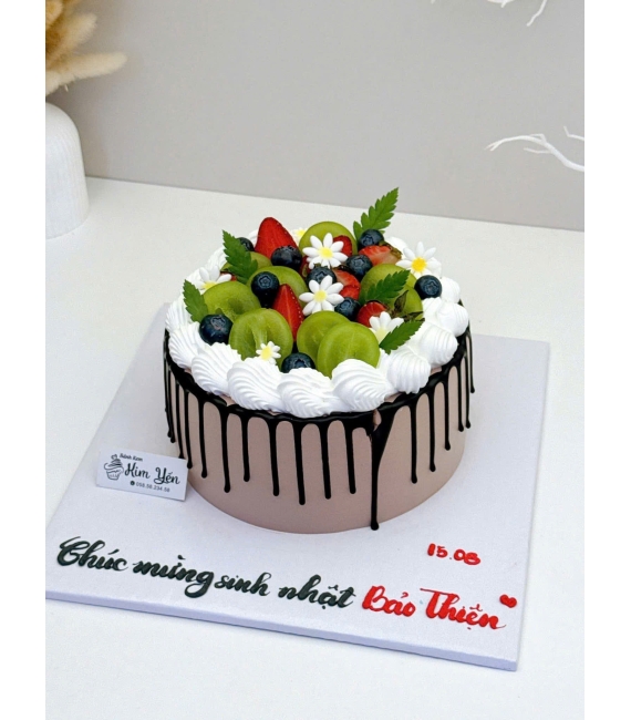 Tổng hợp mẫu bánh kem trái cây đẹp 2026 kết hợp socola 