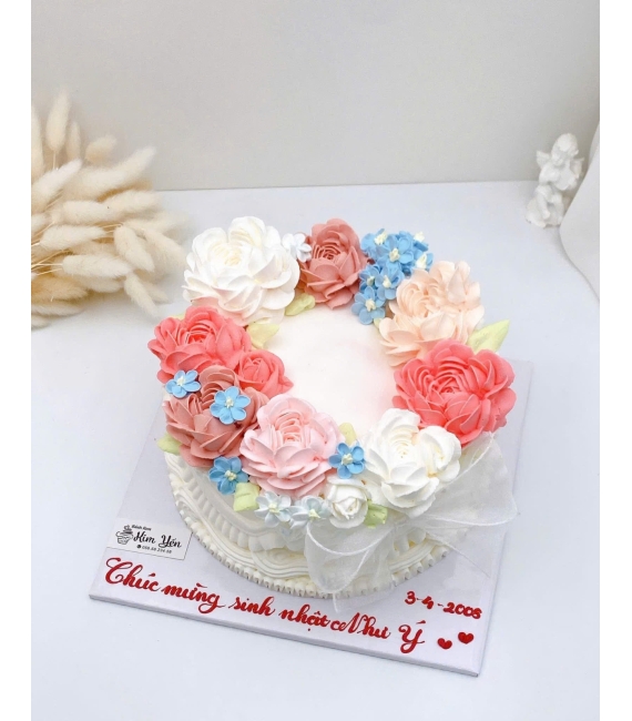 Bánh kem dành cho nữ mẫu hot hiện tai