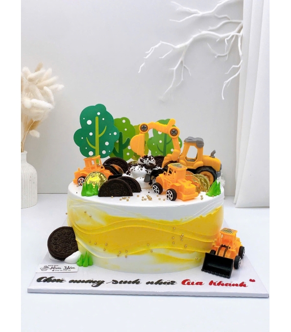 Bánh kem dành cho bé trai hot đẹp mix phụ kiện theo yêu cầu 