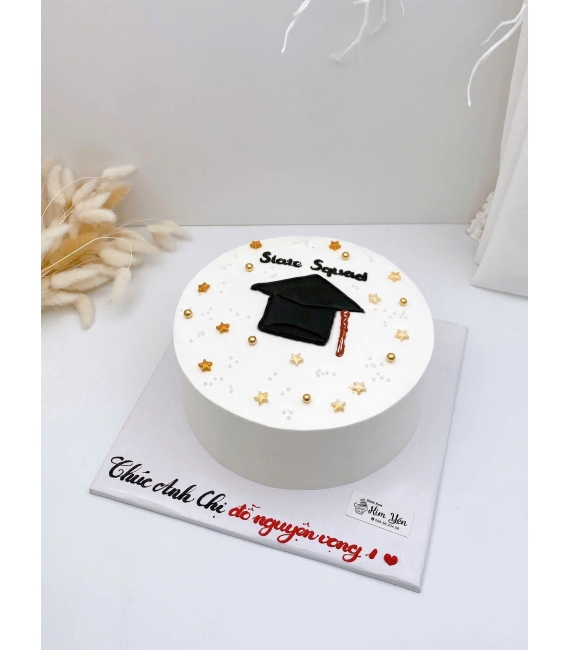 Bánh kem tặng nữ mừng tốt nghiệp 