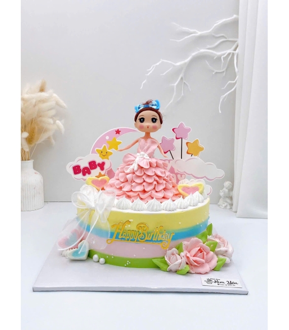 Bánh kem xinh dành cho bé gái đầy tháng hot 2026 công chúa