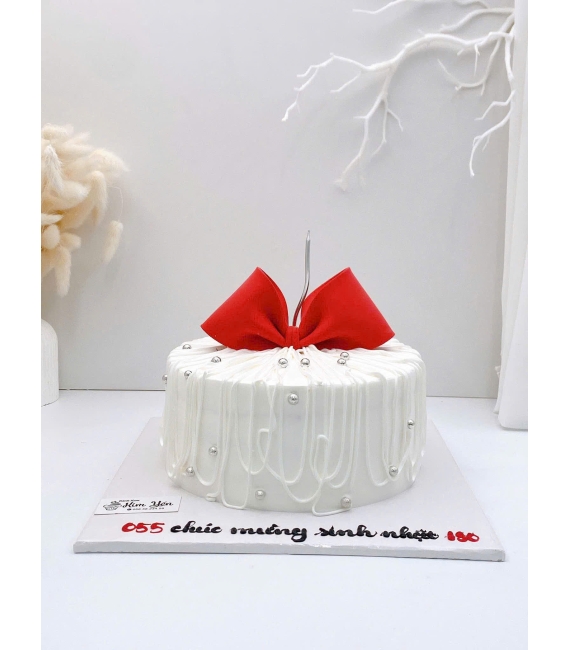 Bánh kem chúc mừng sinh nhật nhỏ bạn thân 