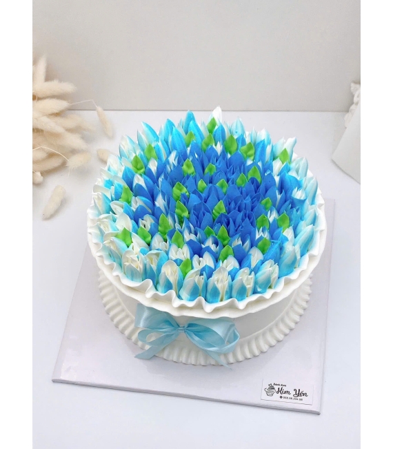 Bánh kem tạo hình bông hoa tulip 