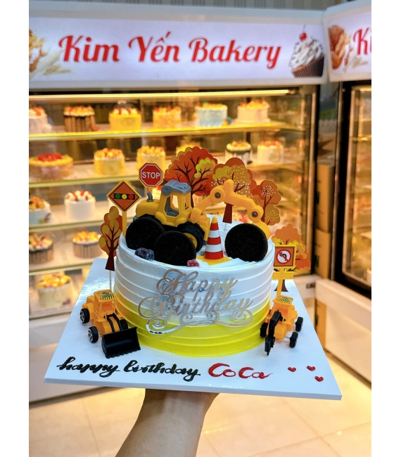 Bánh kem tặng dành cho bé trai yêu thích xe công trình 