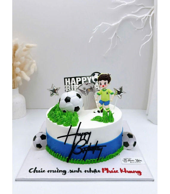 Bánh kem tặng dành cho bé trai yêu thích bóng đá 