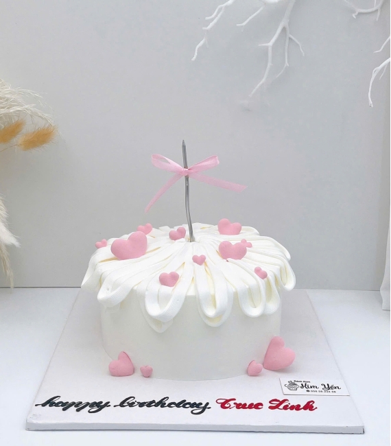 Bánh kem sinh nhật tặng nữ tone hồng hot