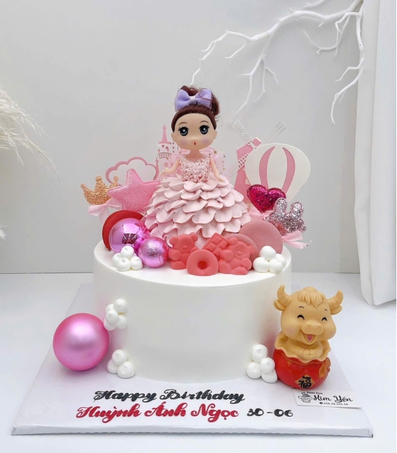 Bánh kem dành cho bé gái 11 tuổi 