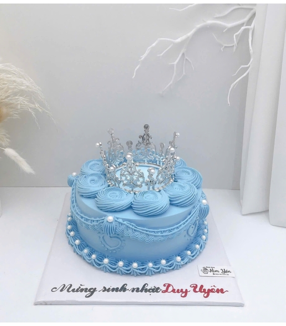 Bánh kem tone xanh dương sang trọng 