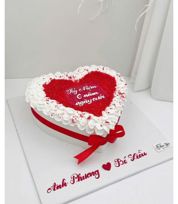 Bánh kem tone hồng tặng nữ 18 tuổi 